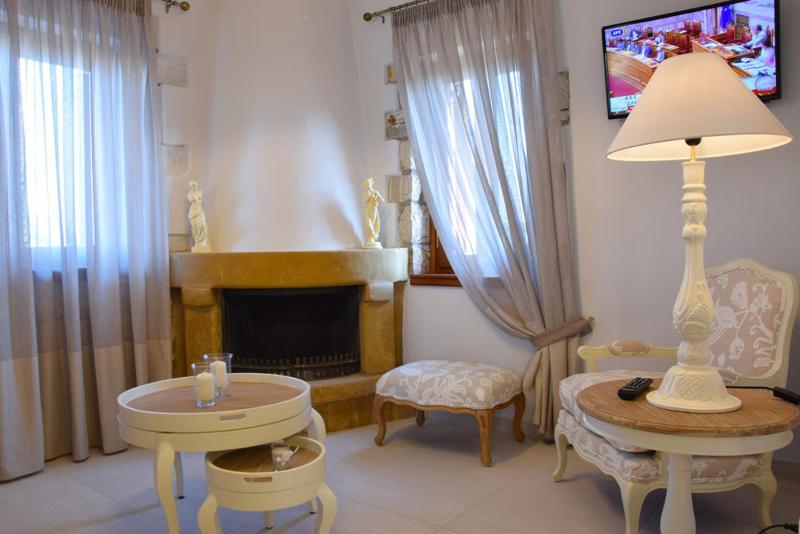 Two-Bedroom Villa image 4