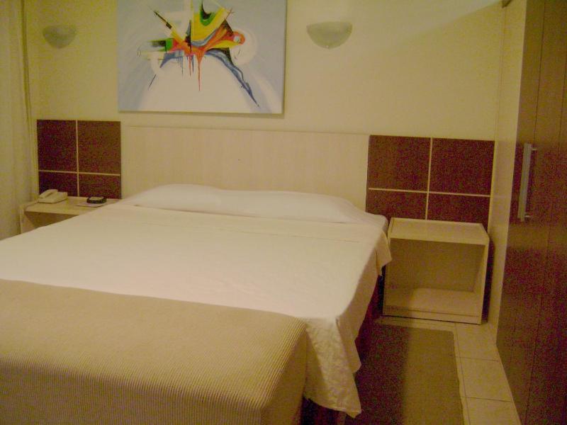 Bay Park Hotel Resort - image 19
