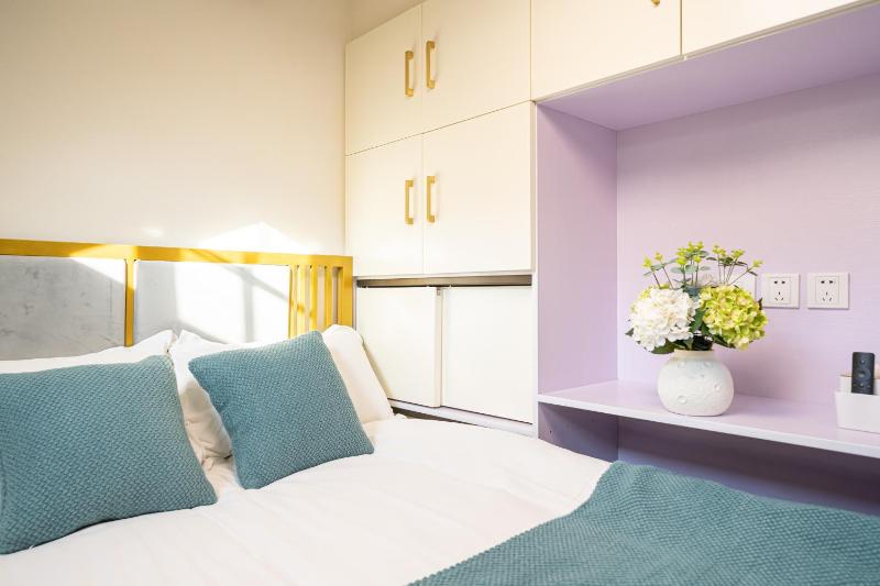 TianGuang - Chic Open-Plan Loft with Full Home Amenities - image 7