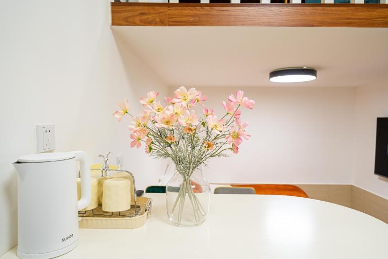 TianGuang - Chic Open-Plan Loft with Full Home Amenities - image 14