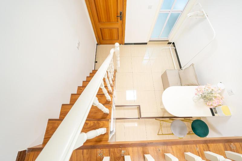 TianGuang - Chic Open-Plan Loft with Full Home Amenities - image 13