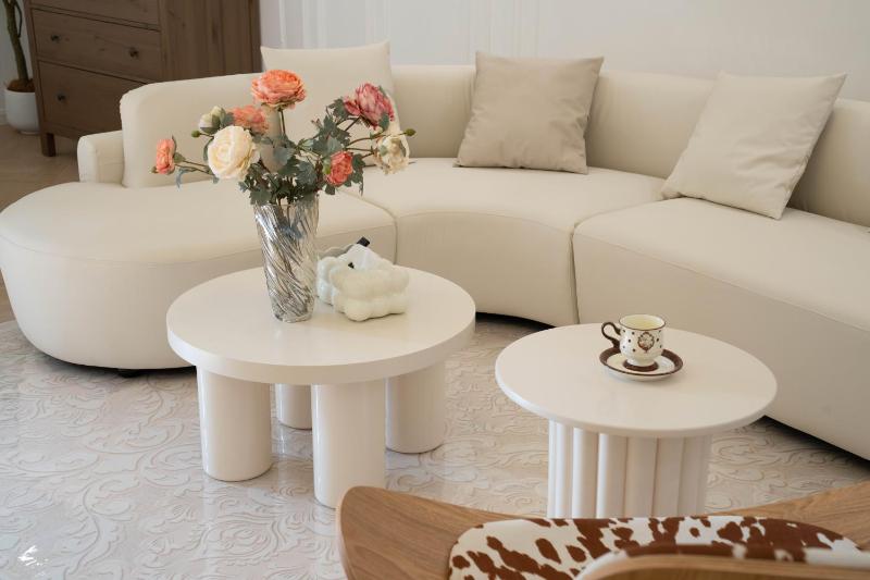 YuLou - Sunlit French-Inspired Flat with Generous Open Space - image 8