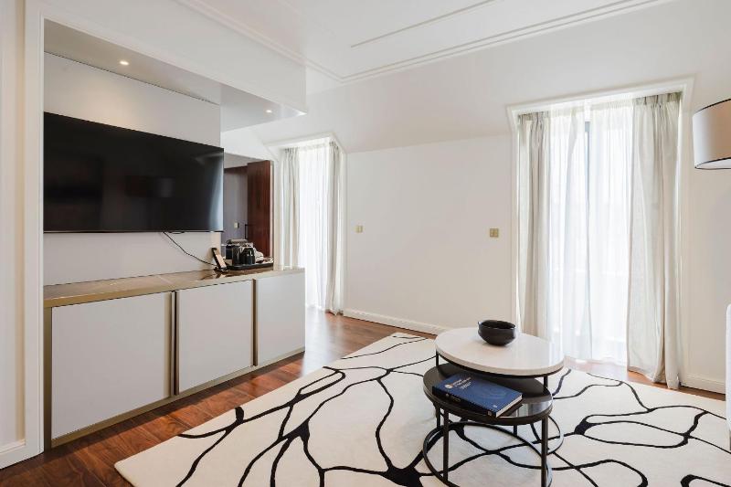 Lisbon Chiado Hotel & Spa - image 14