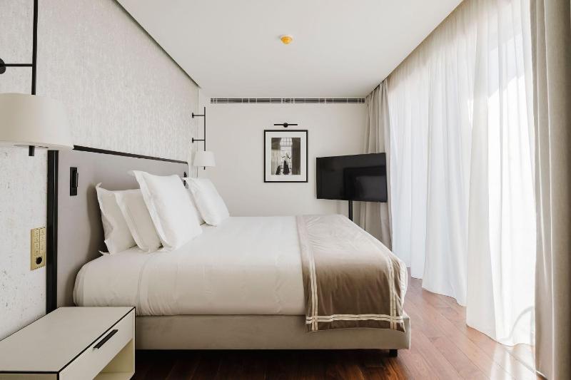 Lisbon Chiado Hotel & Spa - image 11