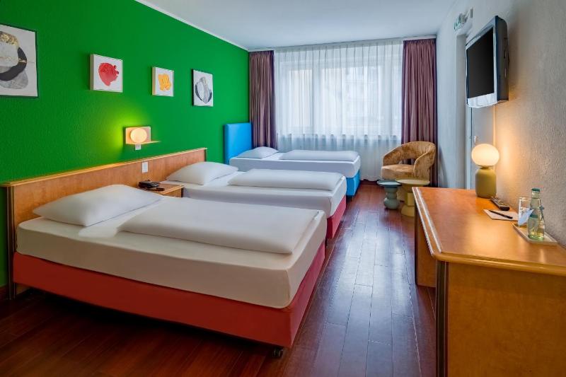 Rugs Hotel Düsseldorf - Self Check-In - image 20