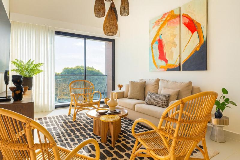 Elegant 2BD Golf Course Views - image 40