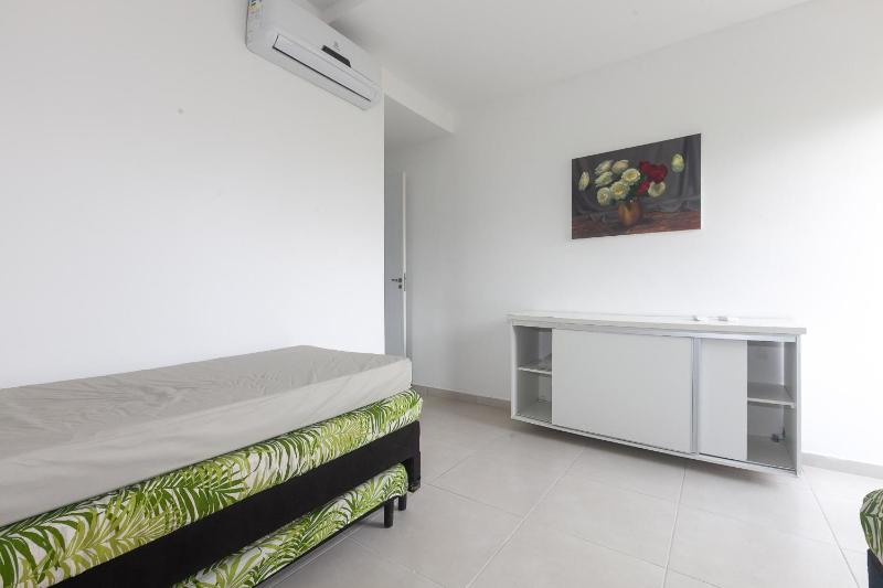 Apartamento Ubatuba AR Varanda Gourmet Piscinas e 300mt Praia - image 8