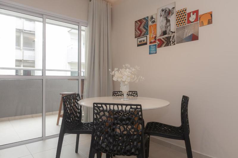 Apartamento Ubatuba AR Varanda Gourmet Piscinas e 300mt Praia - image 13