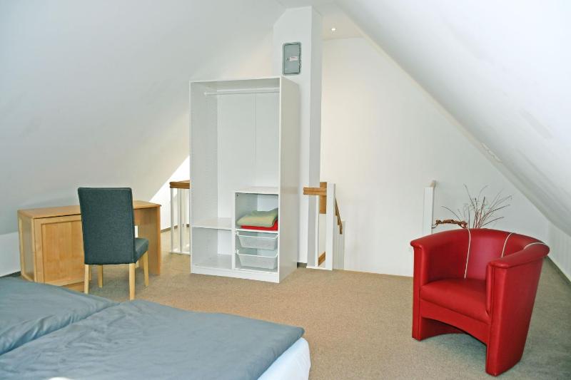 großes Baaber Ferienhaus mit Sauna R - image 6