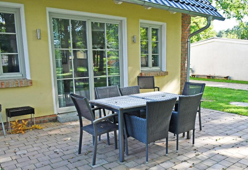 großes Baaber Ferienhaus mit Sauna R - image 27