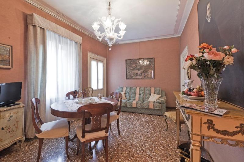 Apartment with Terrace image 2