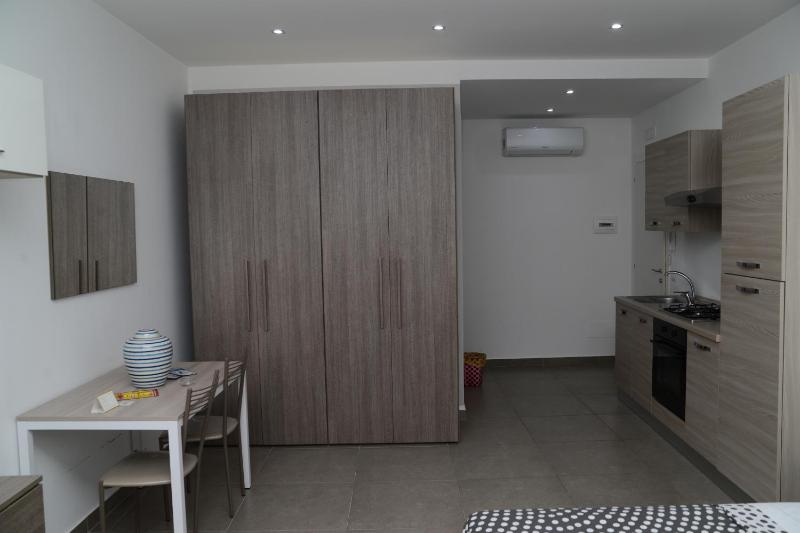 Quadruple Room with Bathroom image 3