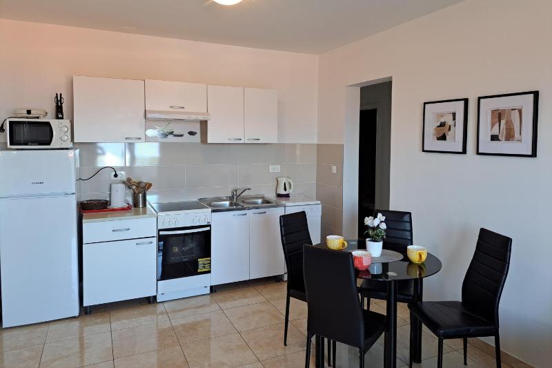 Apartments with parking space Supetar Brac - 16130 - image 12
