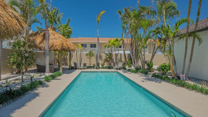 A Shell House Getaway - image 35