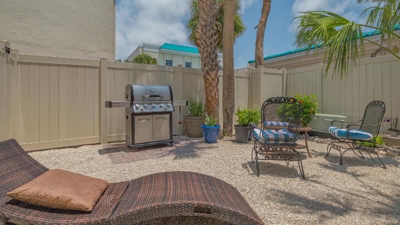 A Shell House Getaway - image 50