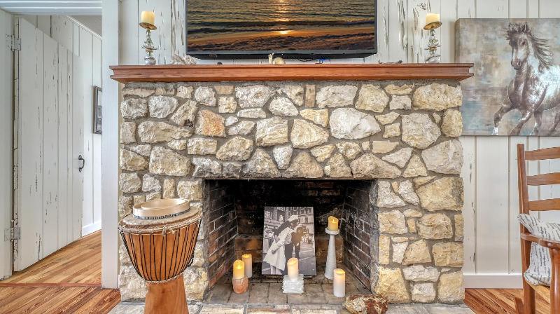 A Shell House Getaway - image 11