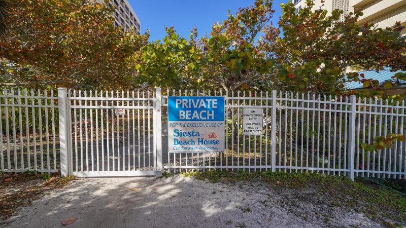 A Shell House Getaway - image 38