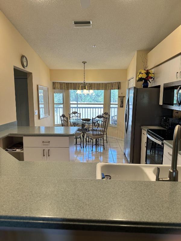 Stoneybrook Condo #926 - image 2