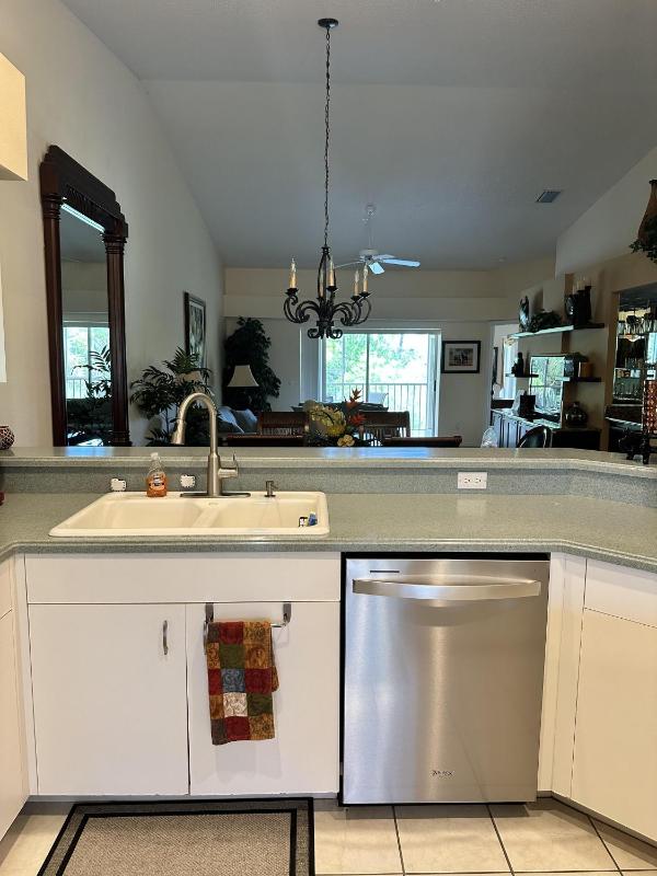 Stoneybrook Condo #926 - image 9