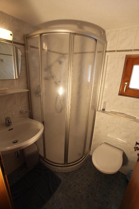 Five-Bedroom Apartment image 3