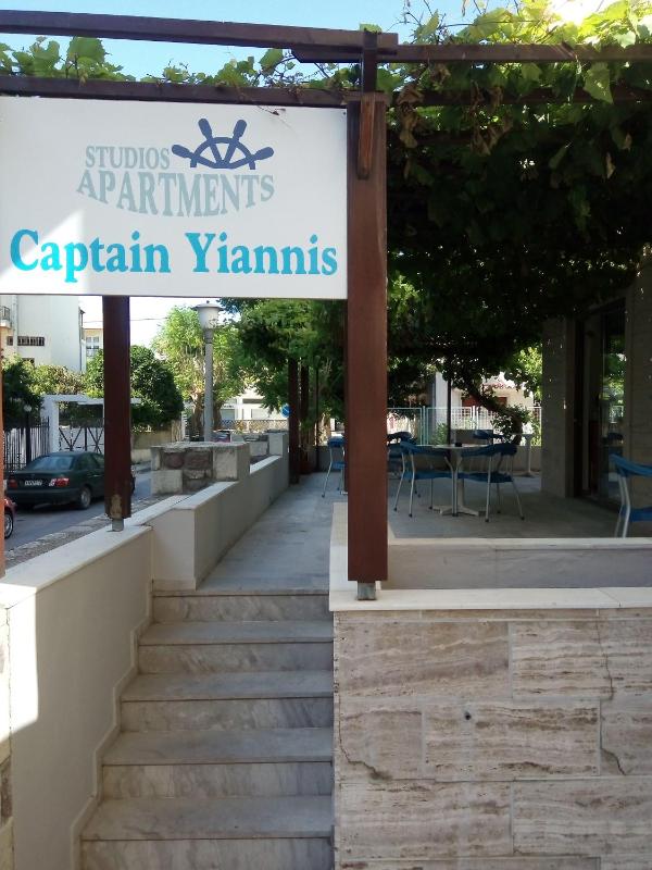Captain Yiannis Studios & Apartments - image 28