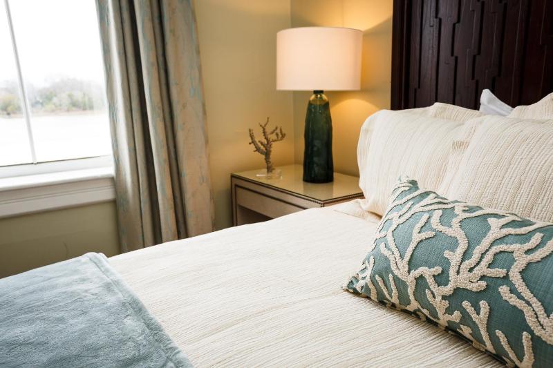 Olde Harbour Inn - image 3