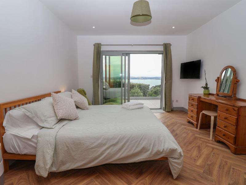 Seacroft - image 39