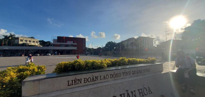 Chic Ha Long Studio Bay City & Mountain Views - image 5