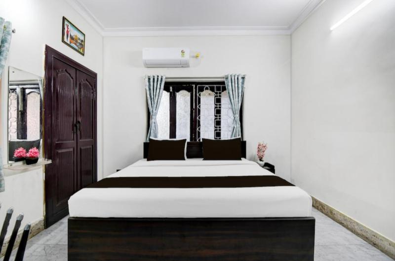 Smriti Stay GD Park - image 12