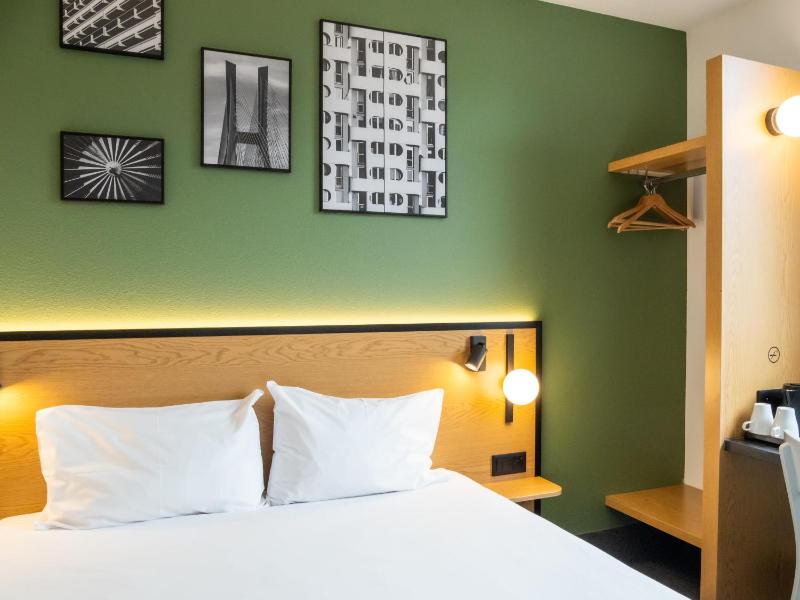 B&B HOTEL Wrocław Centrum - image 2