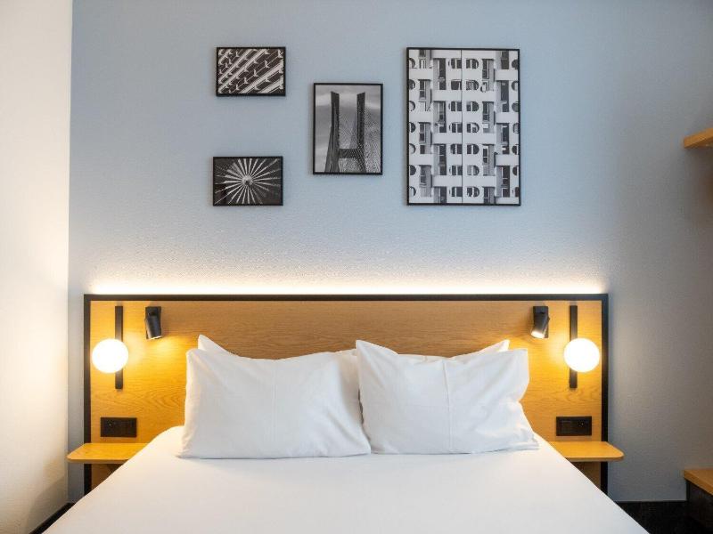B&B HOTEL Wrocław Centrum - image 17