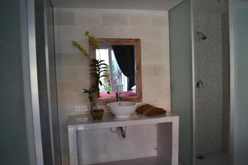 Asung Guesthouse - image 2