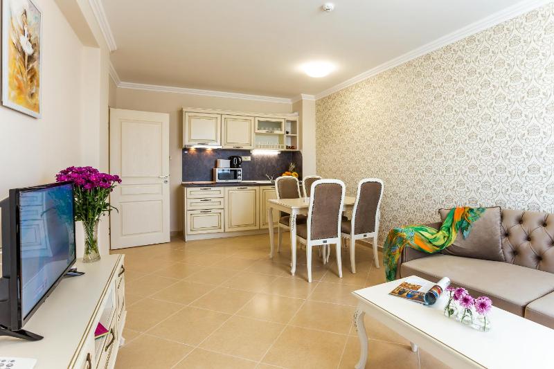 One-Bedroom Apartment image 1