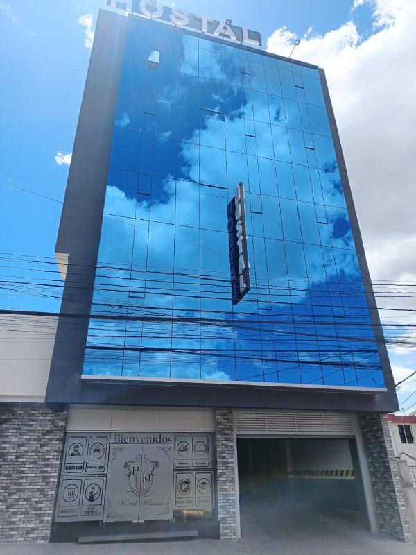 Hostal Manhatan Condado - image 2