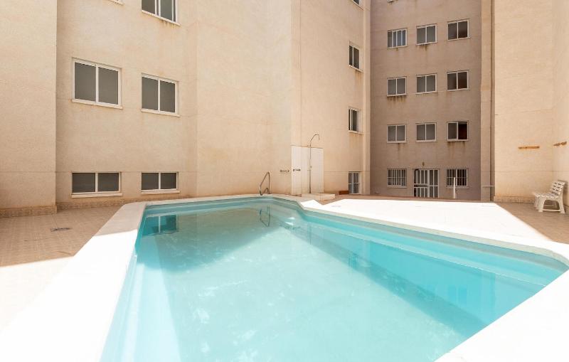 Beautiful Apartment In Torrevieja With Wifi - image 2