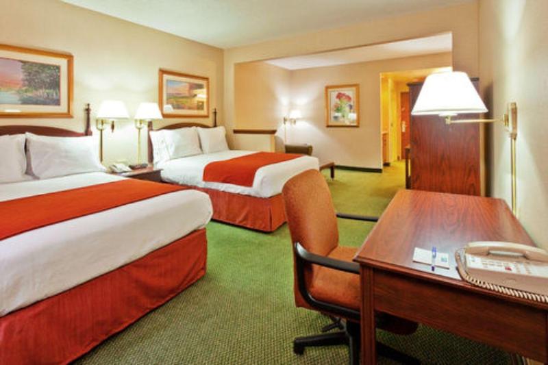 Double Room with Two Double Beds - Non-Smoking image 2