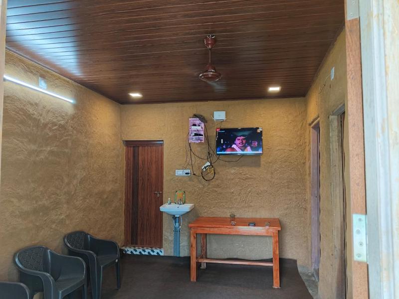 BREEZE GARDEN MUD HOUSE Home Stay - image 9