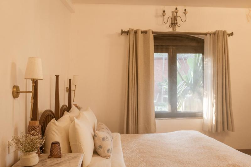 Brij Paraiso Saligao Goa - An Indo-Portuguese Villa - image 45