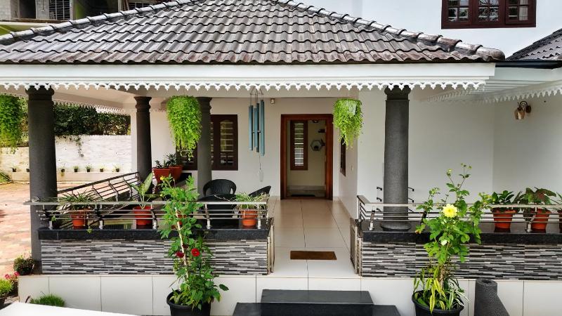 Tranquil Nest Villa - Entire Villa stay in Wayanad - image 1