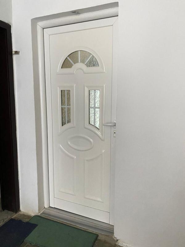 Thanas Apartment - image 11