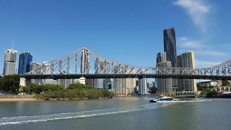 River Views 2 Bed 2 Bath Apt Secure Parking - image 3