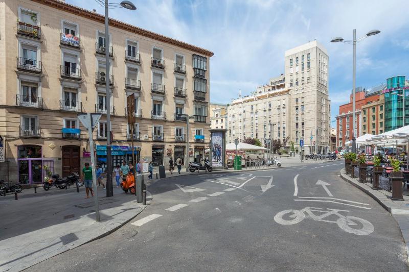 Apartment with Balcony image 2