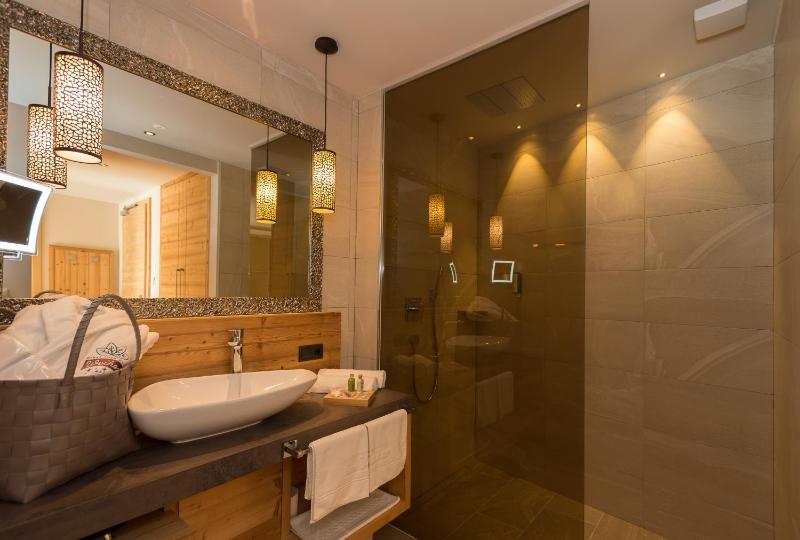 Junior Suite image 4