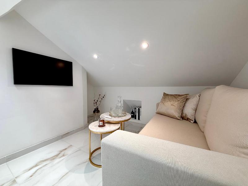 Le Loft Contemporain - Climatisé & Smart TV au coeur de Dijon - image 11