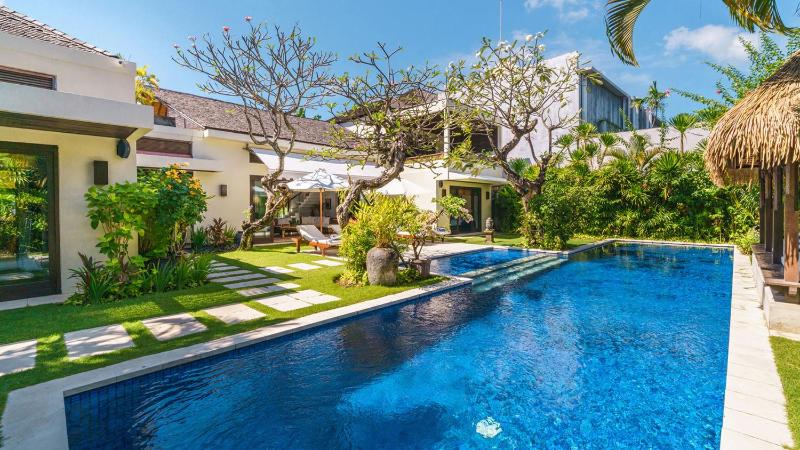 Villa Emmy by Elite Havens - image 36