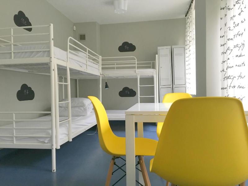 Bed in 8-Bed Dormitory Room image 3