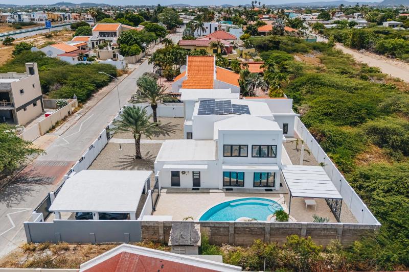 5BR Villa with Pool & Patio at Casa Eloisa by Bocobay - image 42
