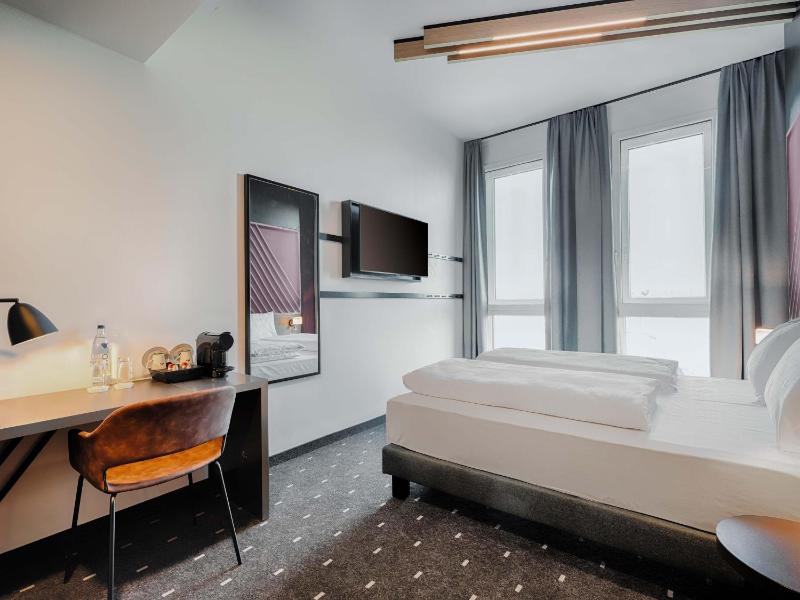B&B Hotel Nürnberg-West - image 4