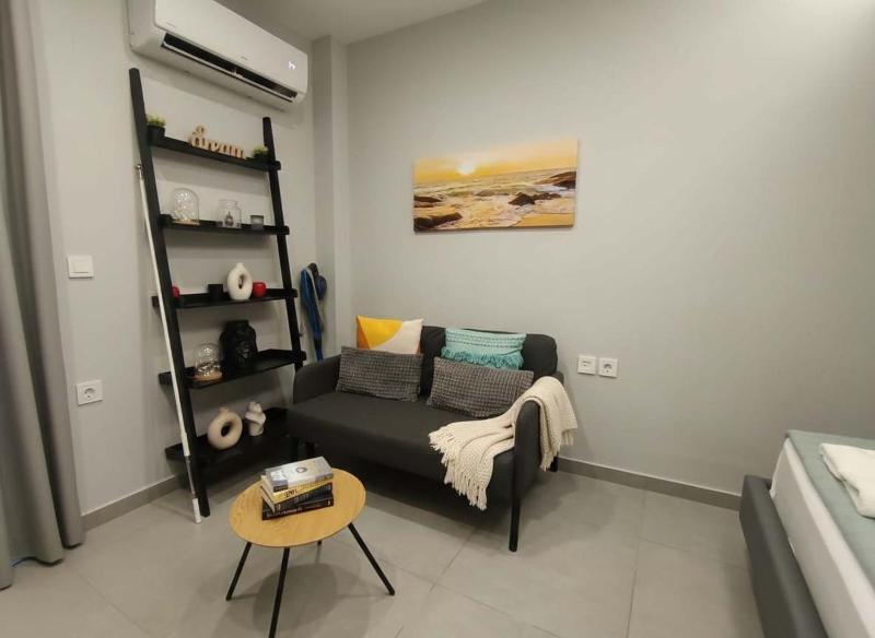 Your Little Athenian Retreat Ampelokipoi Studio - image 3