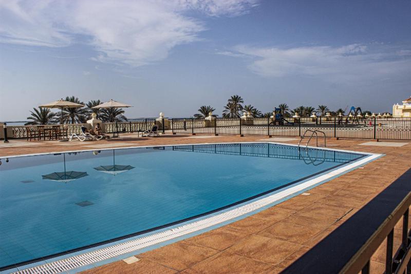 Two bedroom Apartment with Balcony and sea view - image 9